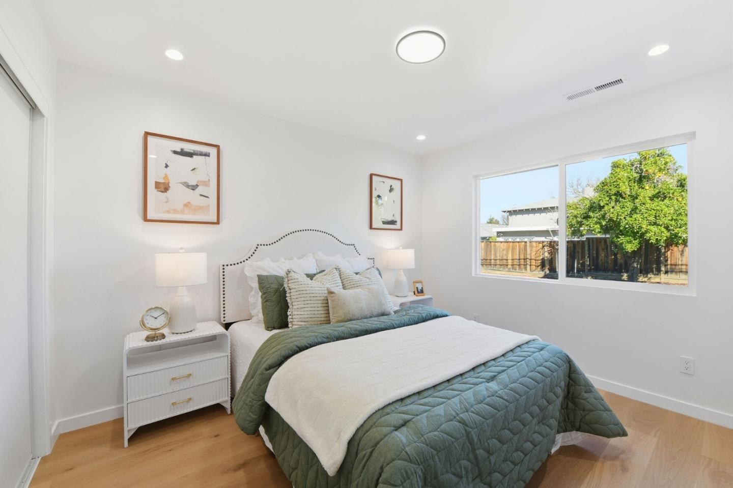 Detail Gallery Image 26 of 59 For 1412 Antonio Ln, San Jose,  CA 95117 - 4 Beds | 4 Baths