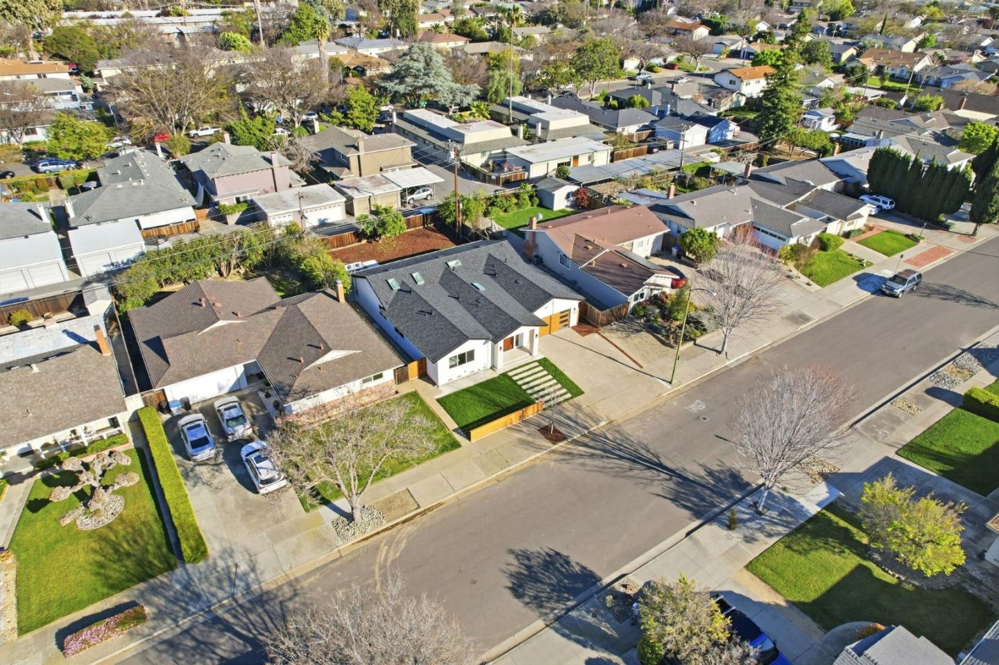 Detail Gallery Image 45 of 59 For 1412 Antonio Ln, San Jose,  CA 95117 - 4 Beds | 4 Baths