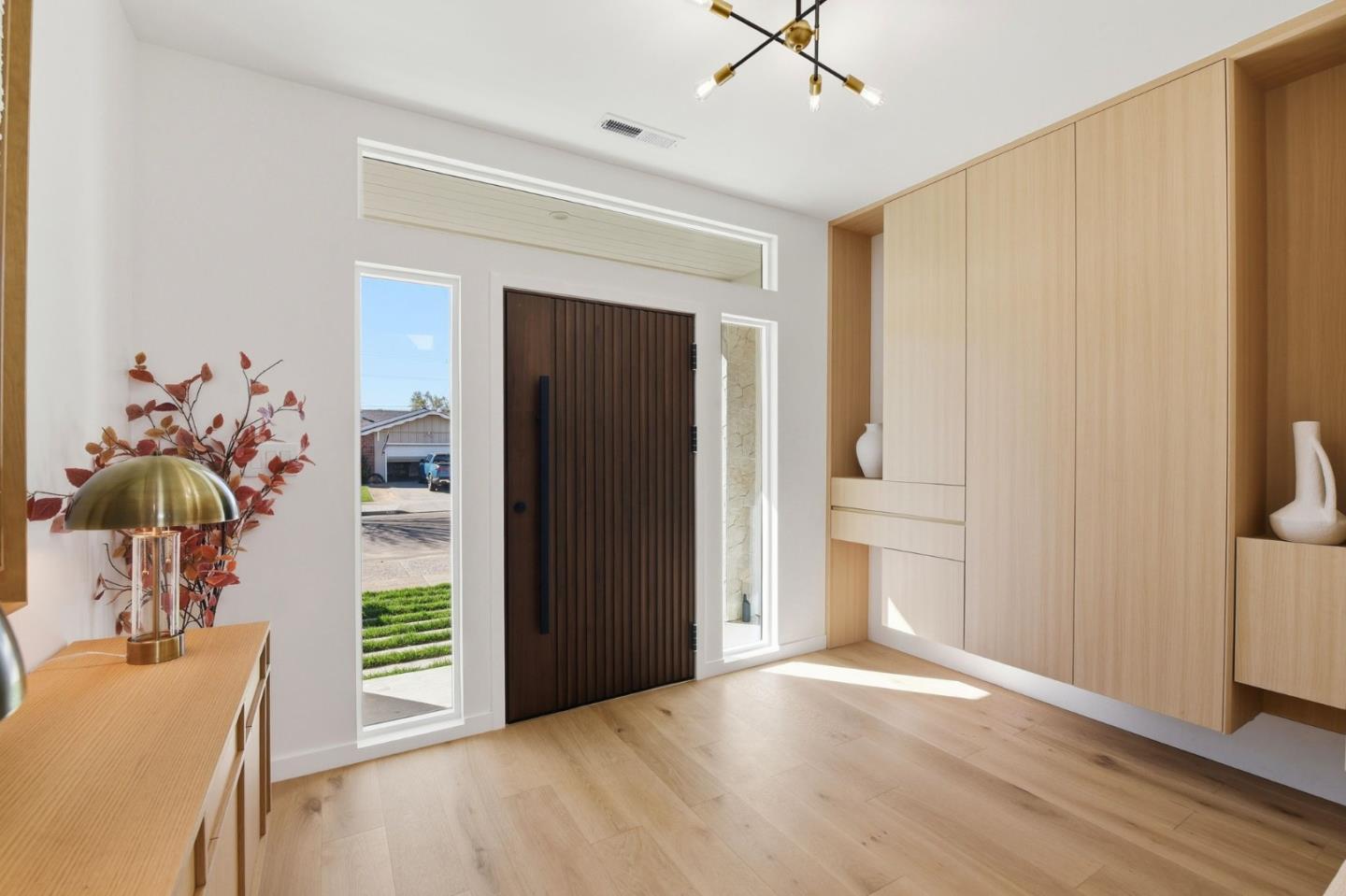 Detail Gallery Image 5 of 59 For 1412 Antonio Ln, San Jose,  CA 95117 - 4 Beds | 4 Baths