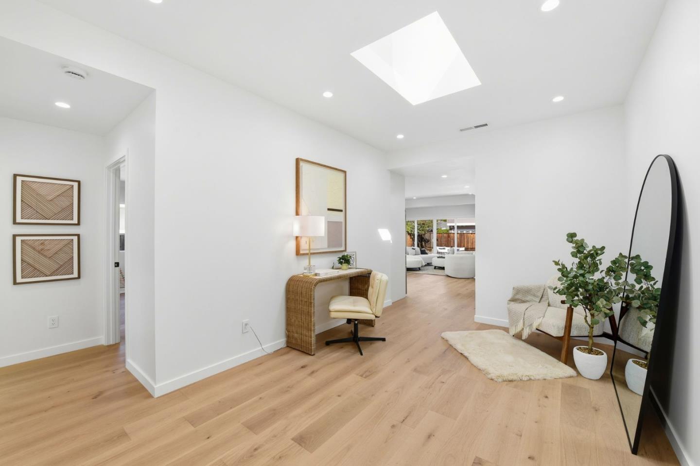 Detail Gallery Image 6 of 59 For 1412 Antonio Ln, San Jose,  CA 95117 - 4 Beds | 4 Baths