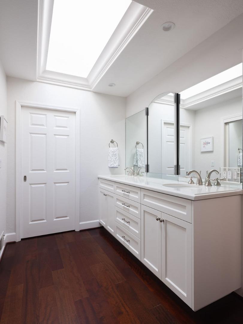 Detail Gallery Image 16 of 37 For 11 Susan Gale Ct, Menlo Park,  CA 94025 - 3 Beds | 2/1 Baths