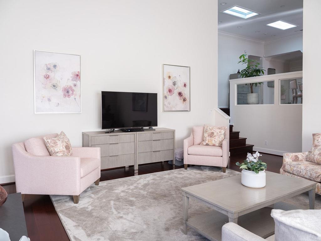 Detail Gallery Image 4 of 37 For 11 Susan Gale Ct, Menlo Park,  CA 94025 - 3 Beds | 2/1 Baths