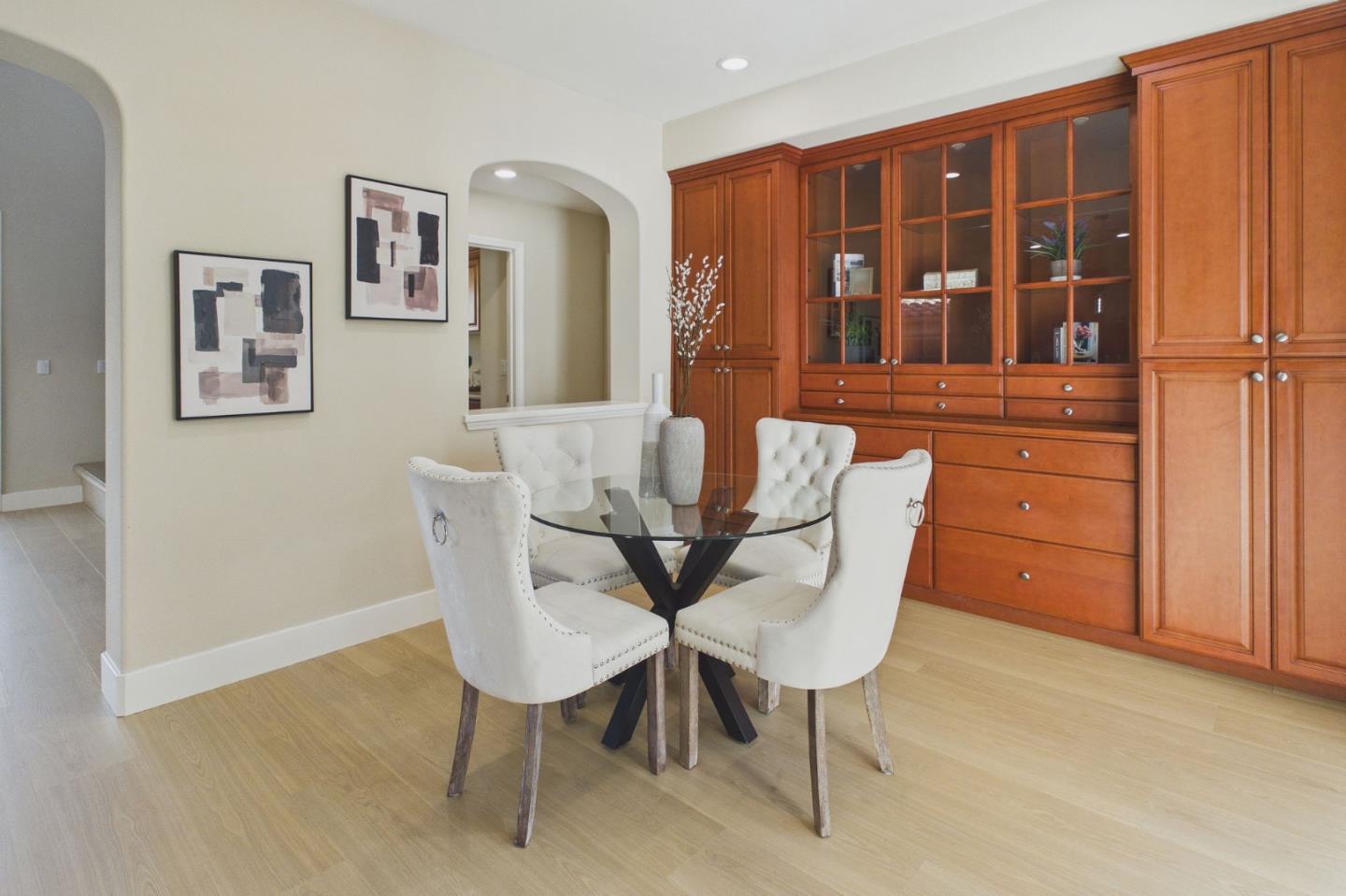 Detail Gallery Image 15 of 94 For 7656 Hackett Dr, Gilroy,  CA 95020 - 4 Beds | 3 Baths