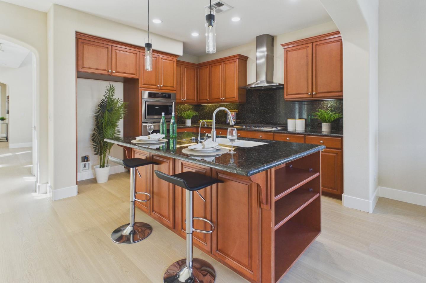 Detail Gallery Image 22 of 94 For 7656 Hackett Dr, Gilroy,  CA 95020 - 4 Beds | 3 Baths