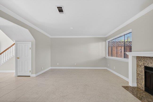 Detail Gallery Image 12 of 43 For 745 Williamsburg Way, Gilroy,  CA 95020 - 3 Beds | 2/1 Baths