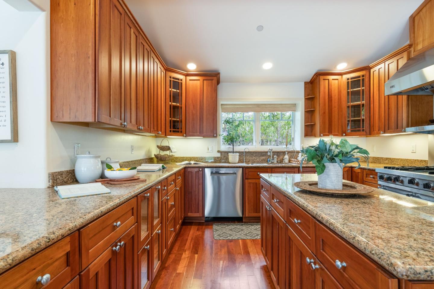 Detail Gallery Image 10 of 40 For 3035 Sherman Rd, Pebble Beach,  CA 93953 - 4 Beds | 2/1 Baths