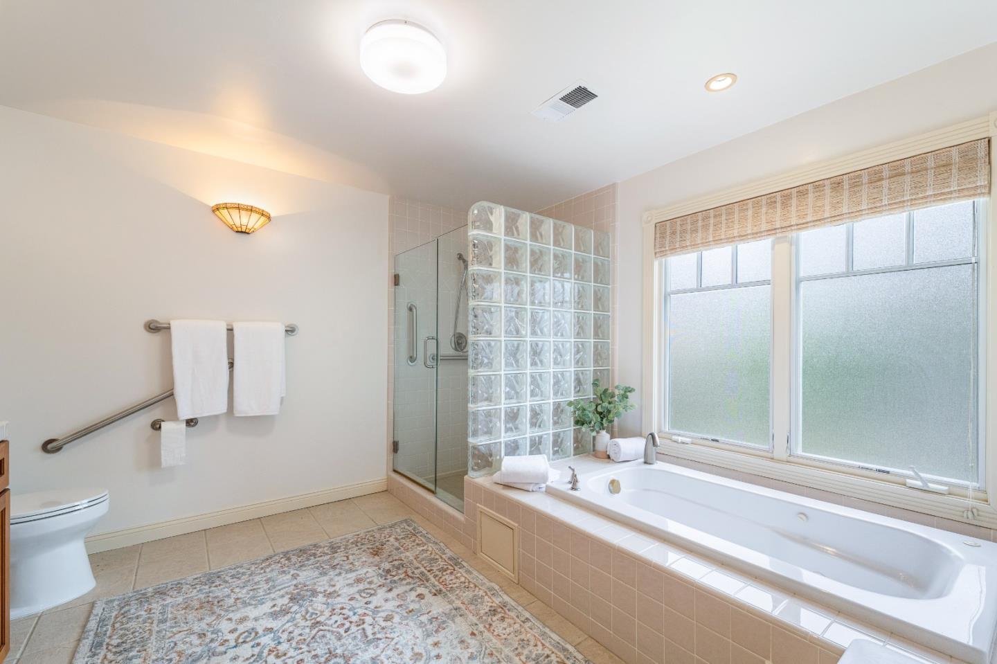 Detail Gallery Image 28 of 40 For 3035 Sherman Rd, Pebble Beach,  CA 93953 - 4 Beds | 2/1 Baths