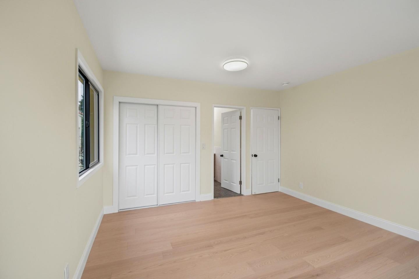 Detail Gallery Image 14 of 31 For 1236 Portland, Albany,  CA 94706 - 4 Beds | 2 Baths