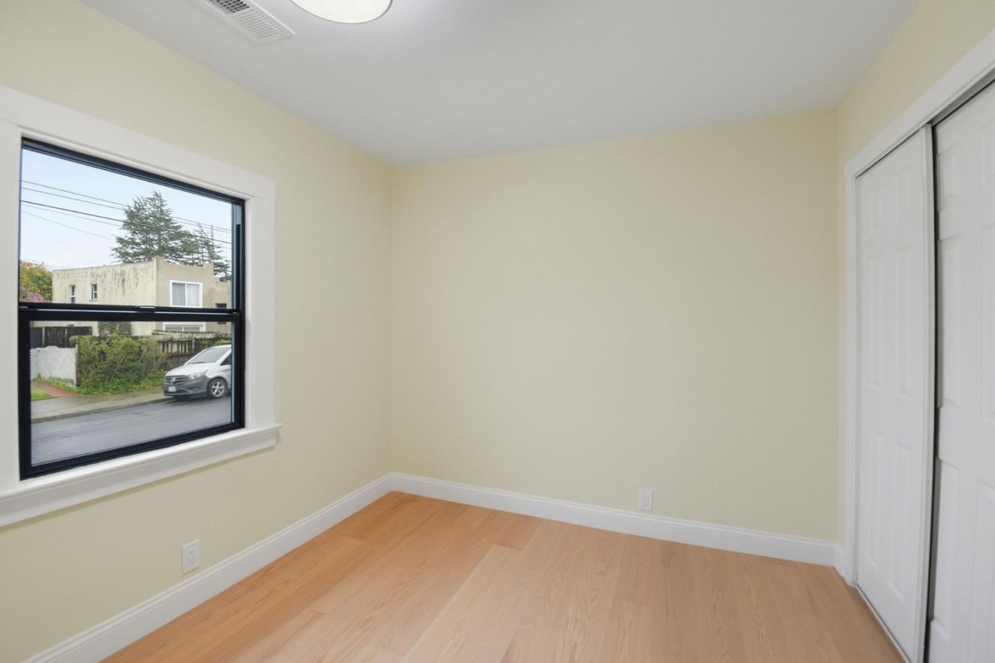 Detail Gallery Image 15 of 31 For 1236 Portland, Albany,  CA 94706 - 4 Beds | 2 Baths