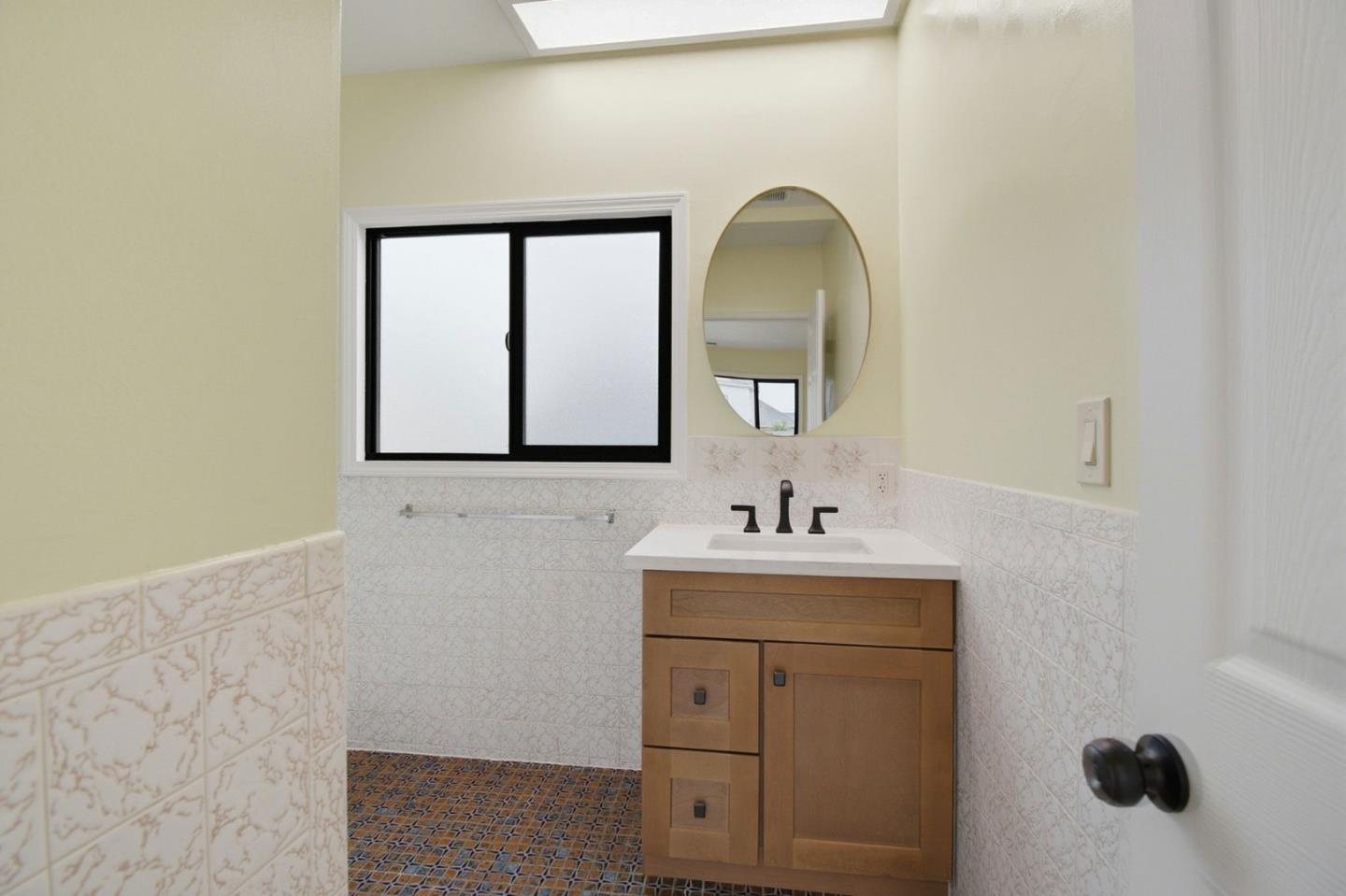 Detail Gallery Image 22 of 31 For 1236 Portland, Albany,  CA 94706 - 4 Beds | 2 Baths