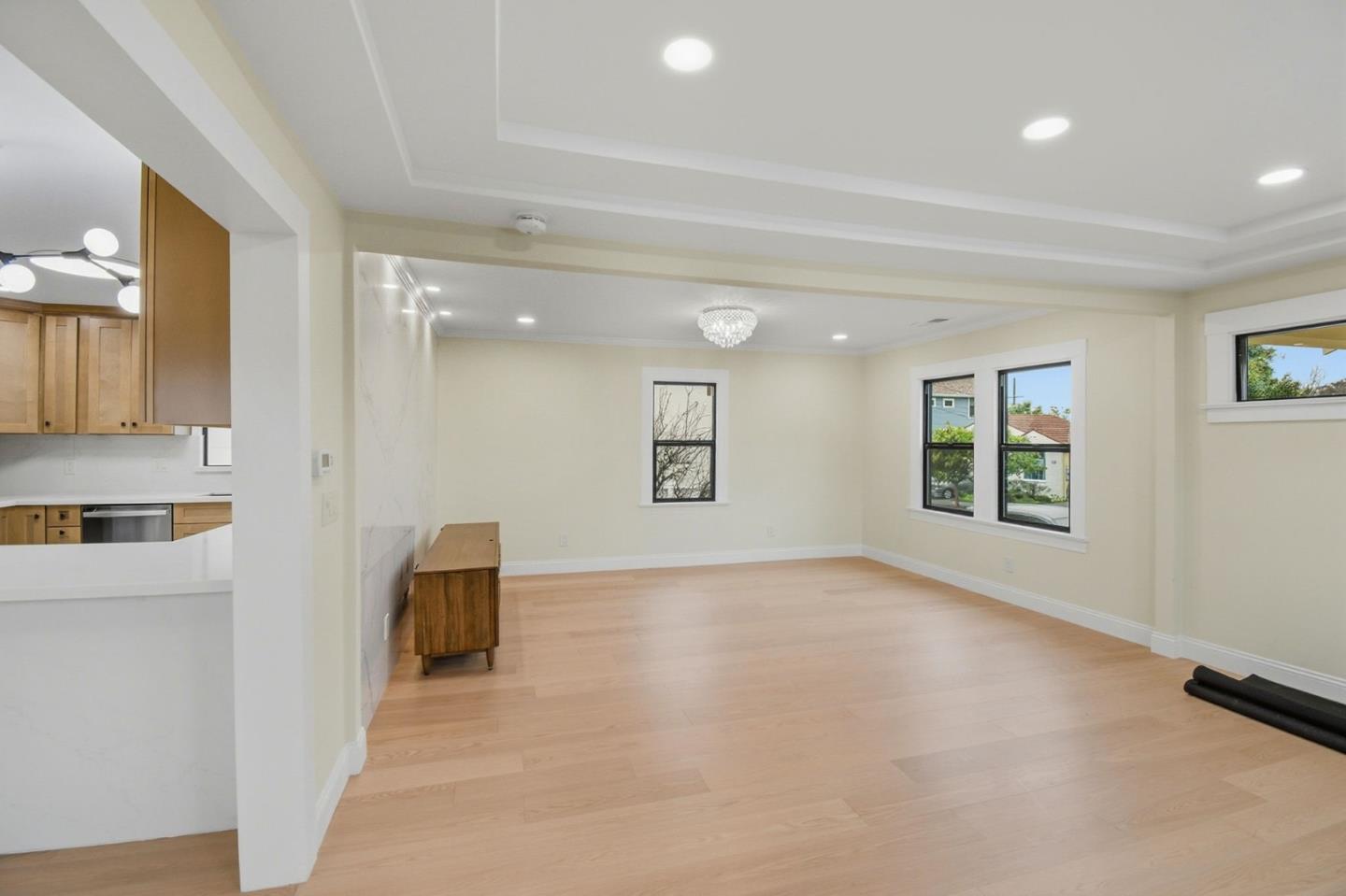 Detail Gallery Image 3 of 31 For 1236 Portland, Albany,  CA 94706 - 4 Beds | 2 Baths