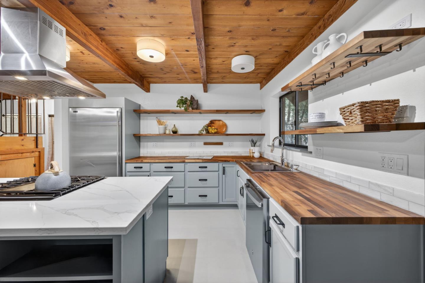 Detail Gallery Image 12 of 62 For 15194 Big Basin Way, Boulder Creek,  CA 95006 - 4 Beds | 3 Baths