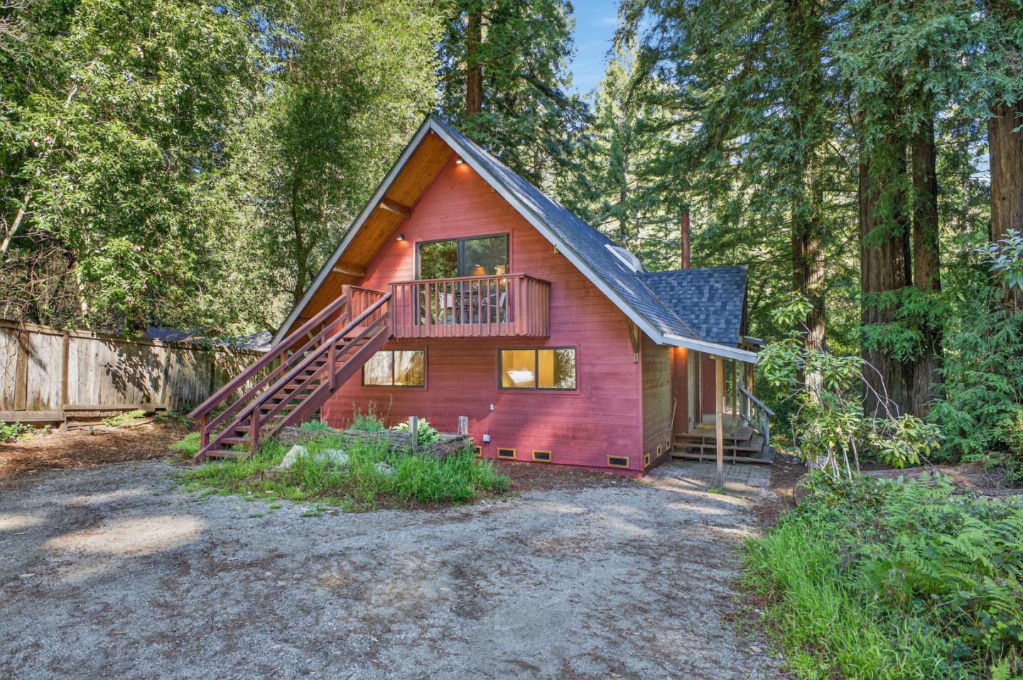 Detail Gallery Image 3 of 62 For 15194 Big Basin Way, Boulder Creek,  CA 95006 - 4 Beds | 3 Baths