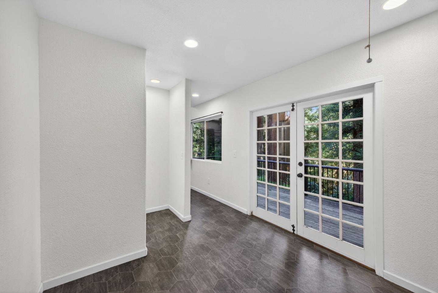 Detail Gallery Image 41 of 62 For 15194 Big Basin Way, Boulder Creek,  CA 95006 - 4 Beds | 3 Baths