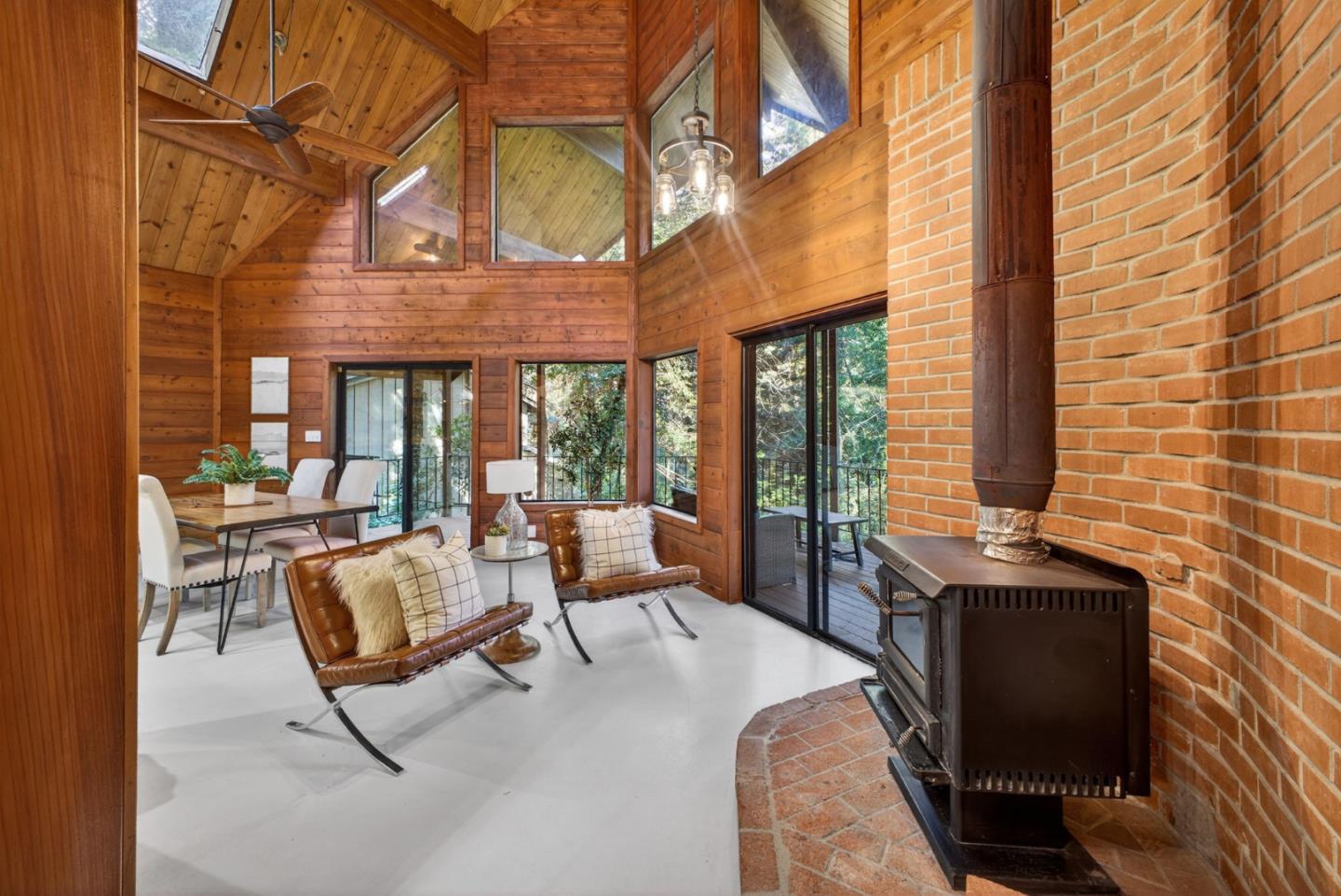 Detail Gallery Image 7 of 62 For 15194 Big Basin Way, Boulder Creek,  CA 95006 - 4 Beds | 3 Baths