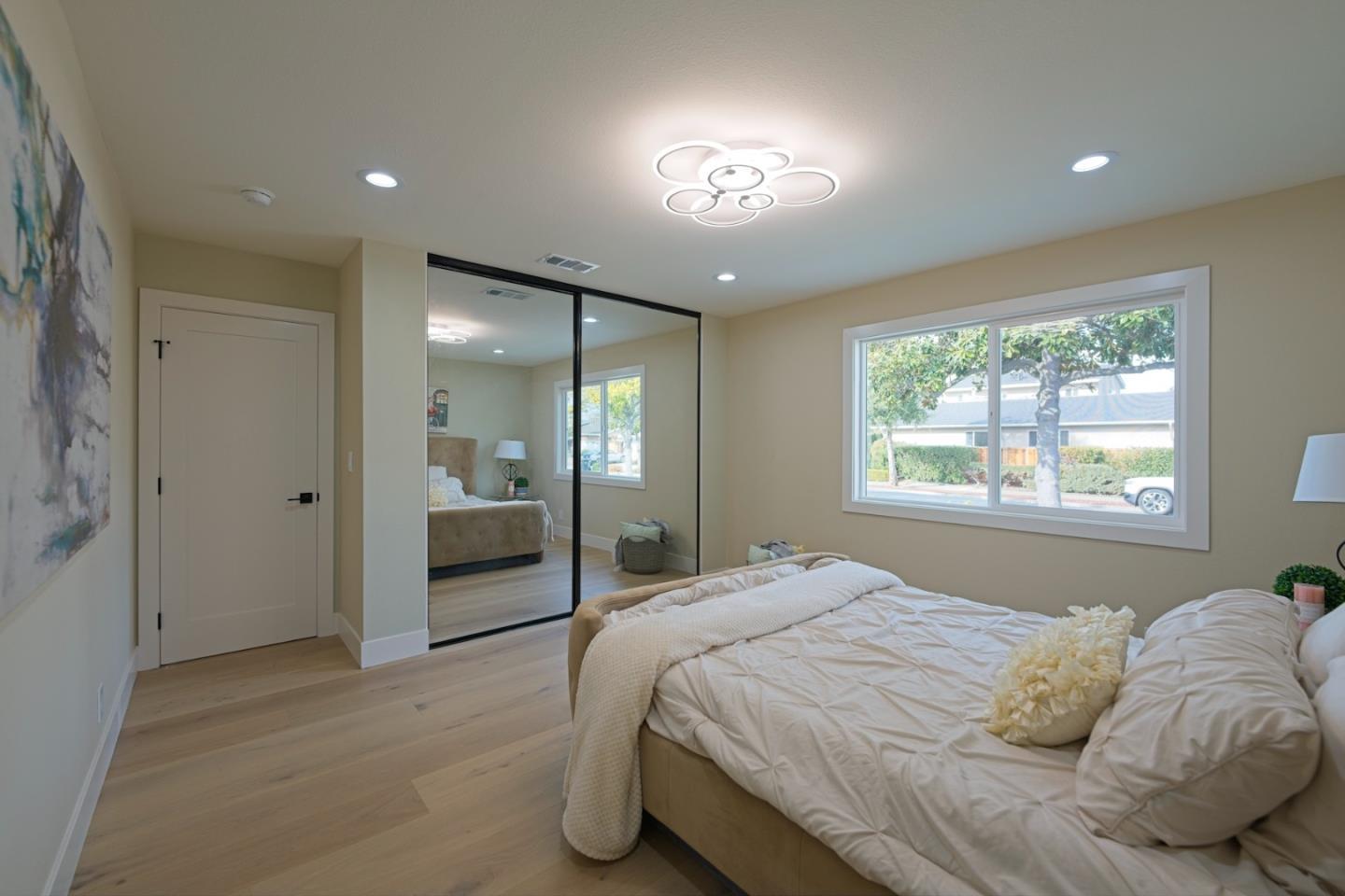 Detail Gallery Image 29 of 41 For 922 Iris Ave, Sunnyvale,  CA 94086 - 4 Beds | 3 Baths