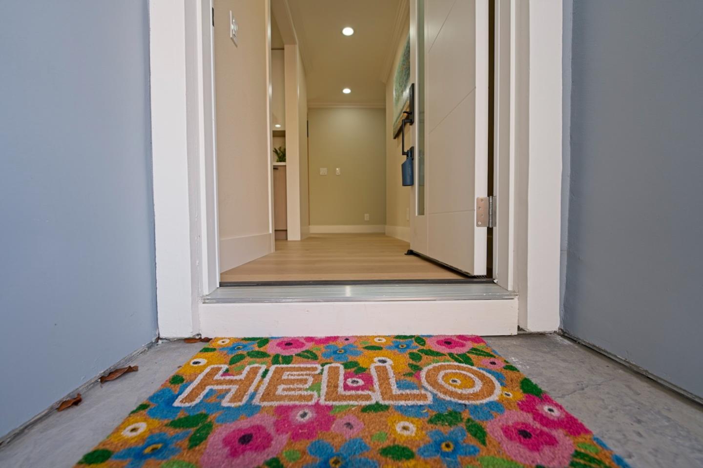 Detail Gallery Image 6 of 41 For 922 Iris Ave, Sunnyvale,  CA 94086 - 4 Beds | 3 Baths