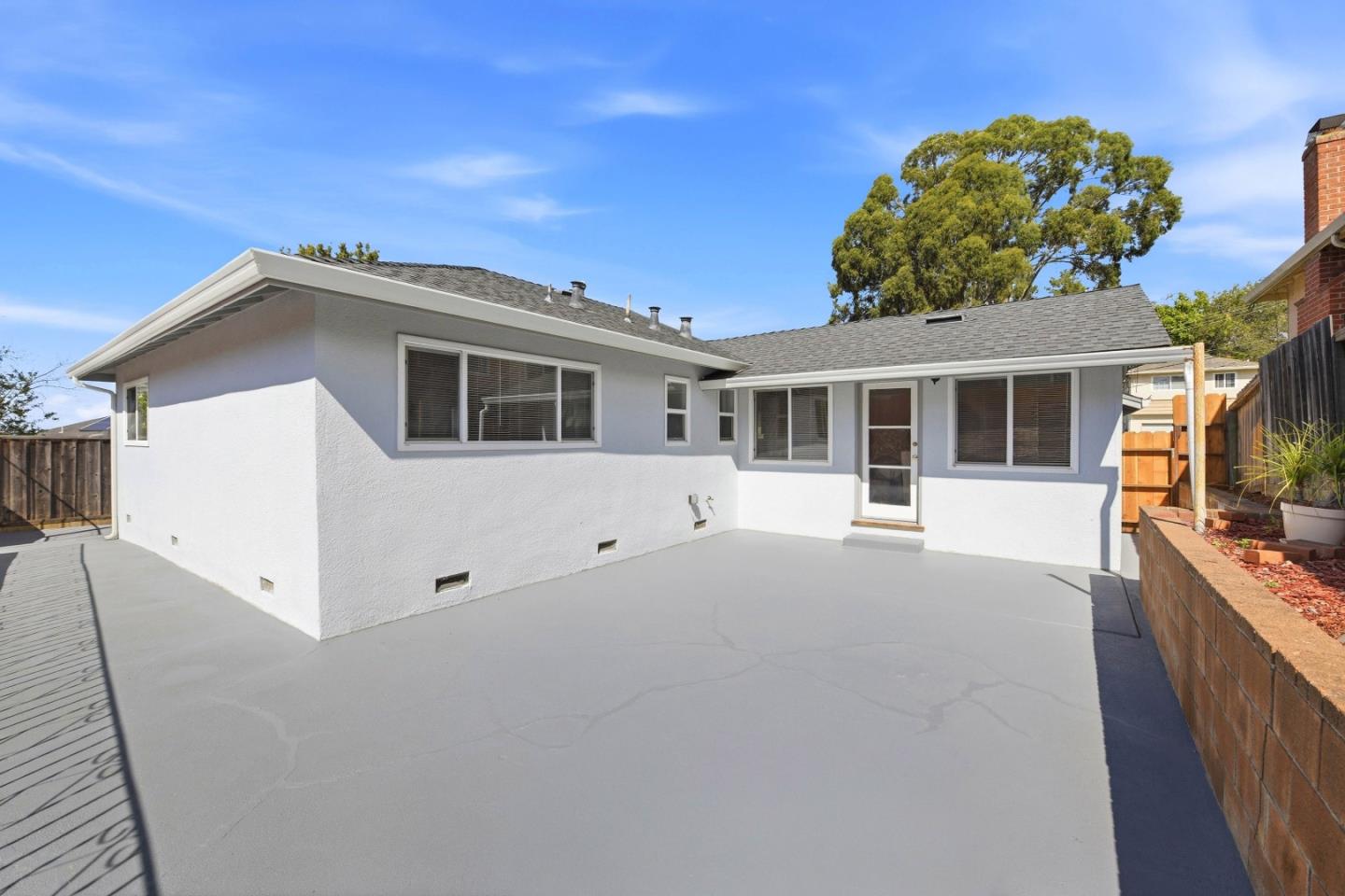 Detail Gallery Image 31 of 43 For 2767 Winchester Dr, Hayward,  CA 94541 - 4 Beds | 2 Baths