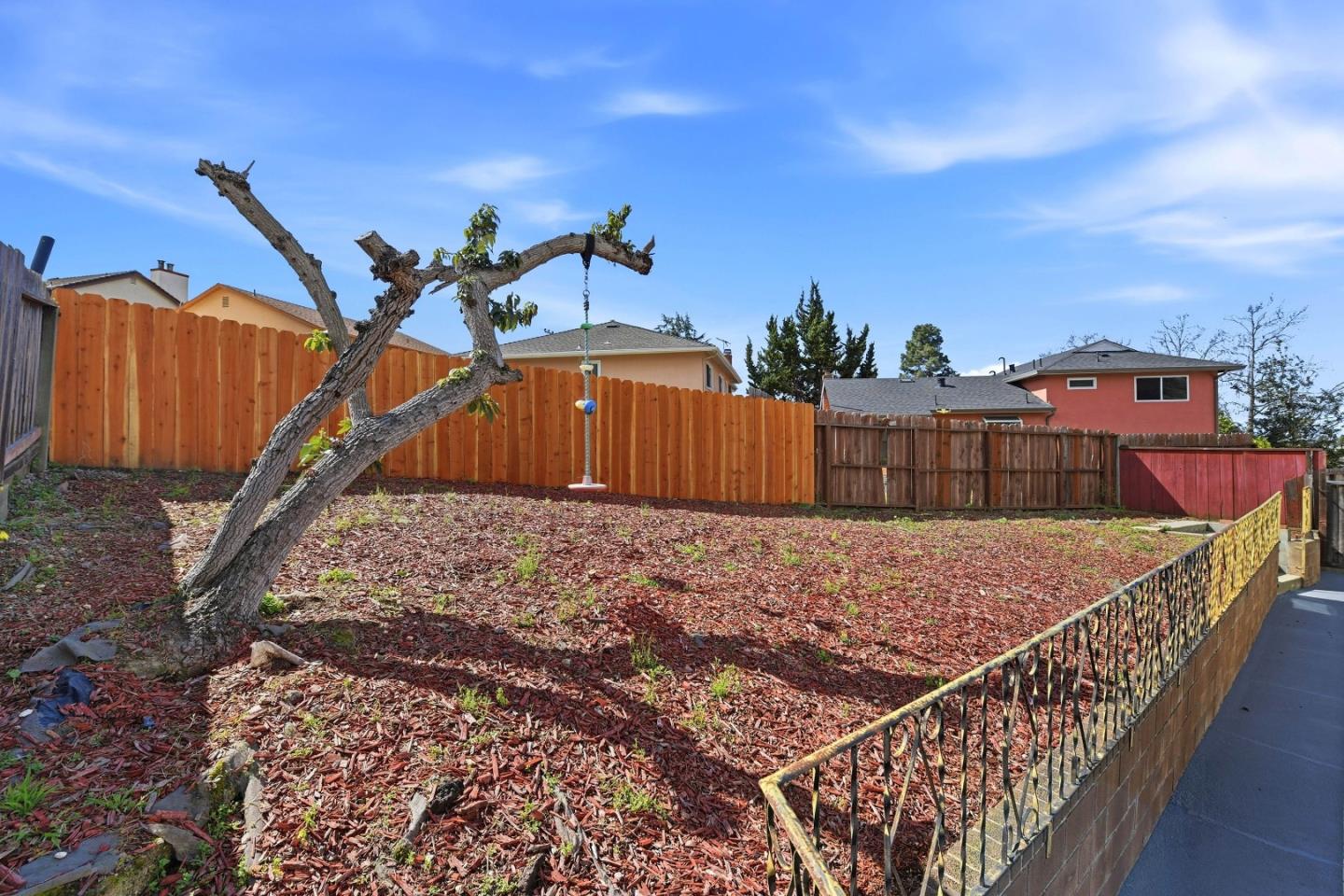 Detail Gallery Image 34 of 43 For 2767 Winchester Dr, Hayward,  CA 94541 - 4 Beds | 2 Baths