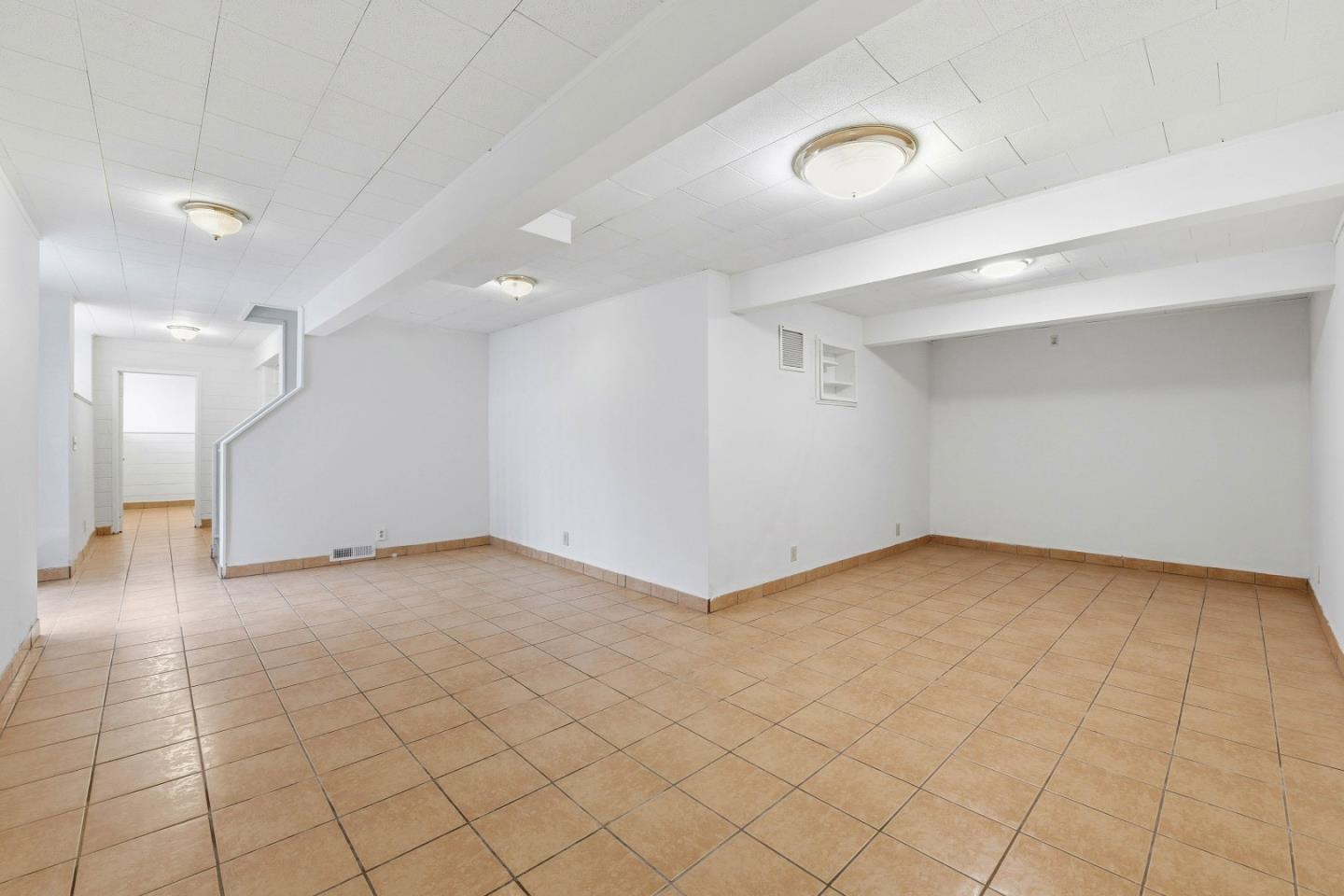 Detail Gallery Image 38 of 43 For 2767 Winchester Dr, Hayward,  CA 94541 - 4 Beds | 2 Baths