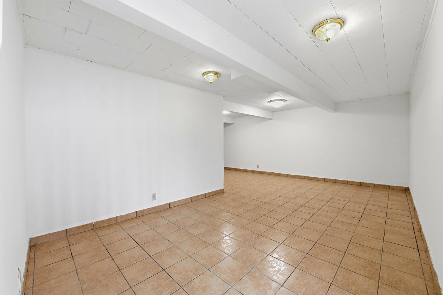 Detail Gallery Image 39 of 43 For 2767 Winchester Dr, Hayward,  CA 94541 - 4 Beds | 2 Baths