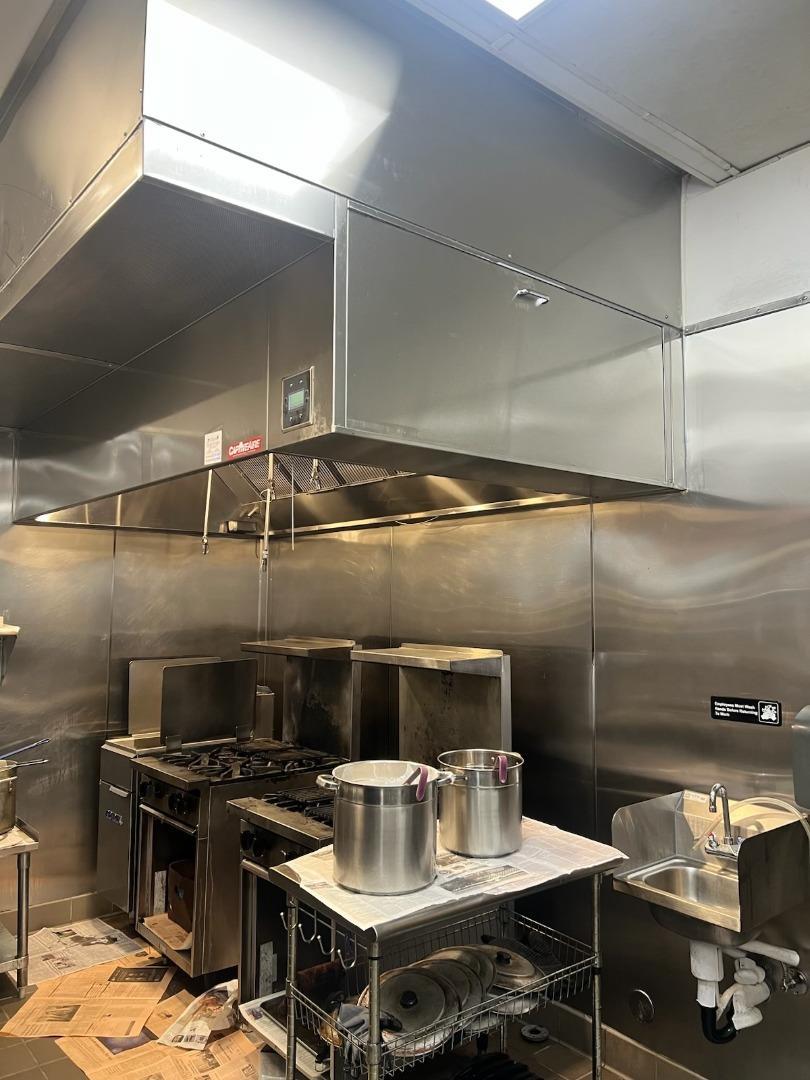 Detail Gallery Image 5 of 5 For 1661 Tully, San Jose,  CA 95122 - – Beds | – Baths