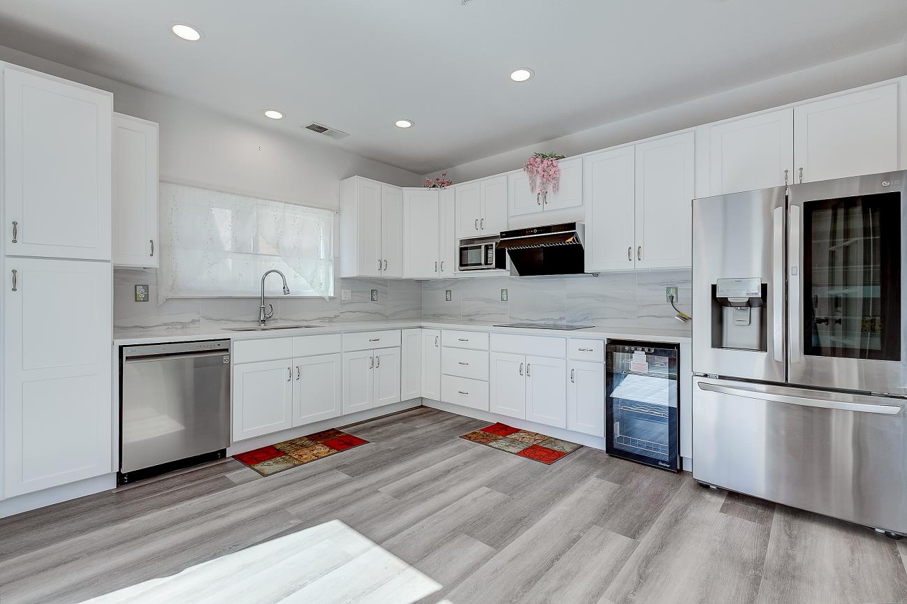 Detail Gallery Image 9 of 41 For 33049 Alicante Ter #67,  Union City,  CA 94587 - 3 Beds | 2/1 Baths