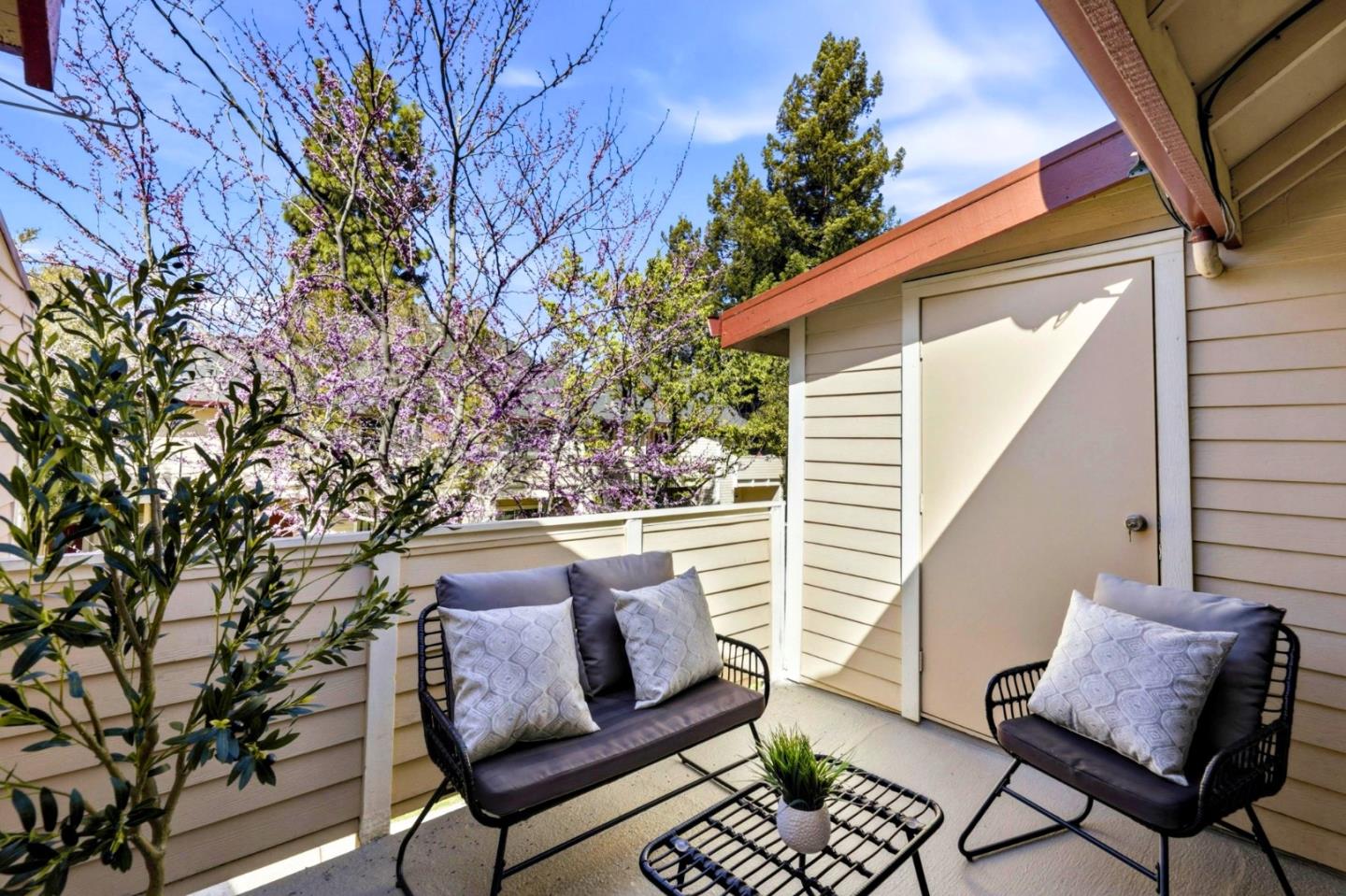 Detail Gallery Image 20 of 27 For 1066 Cedar Gables Dr, San Jose,  CA 95118 - 2 Beds | 2 Baths