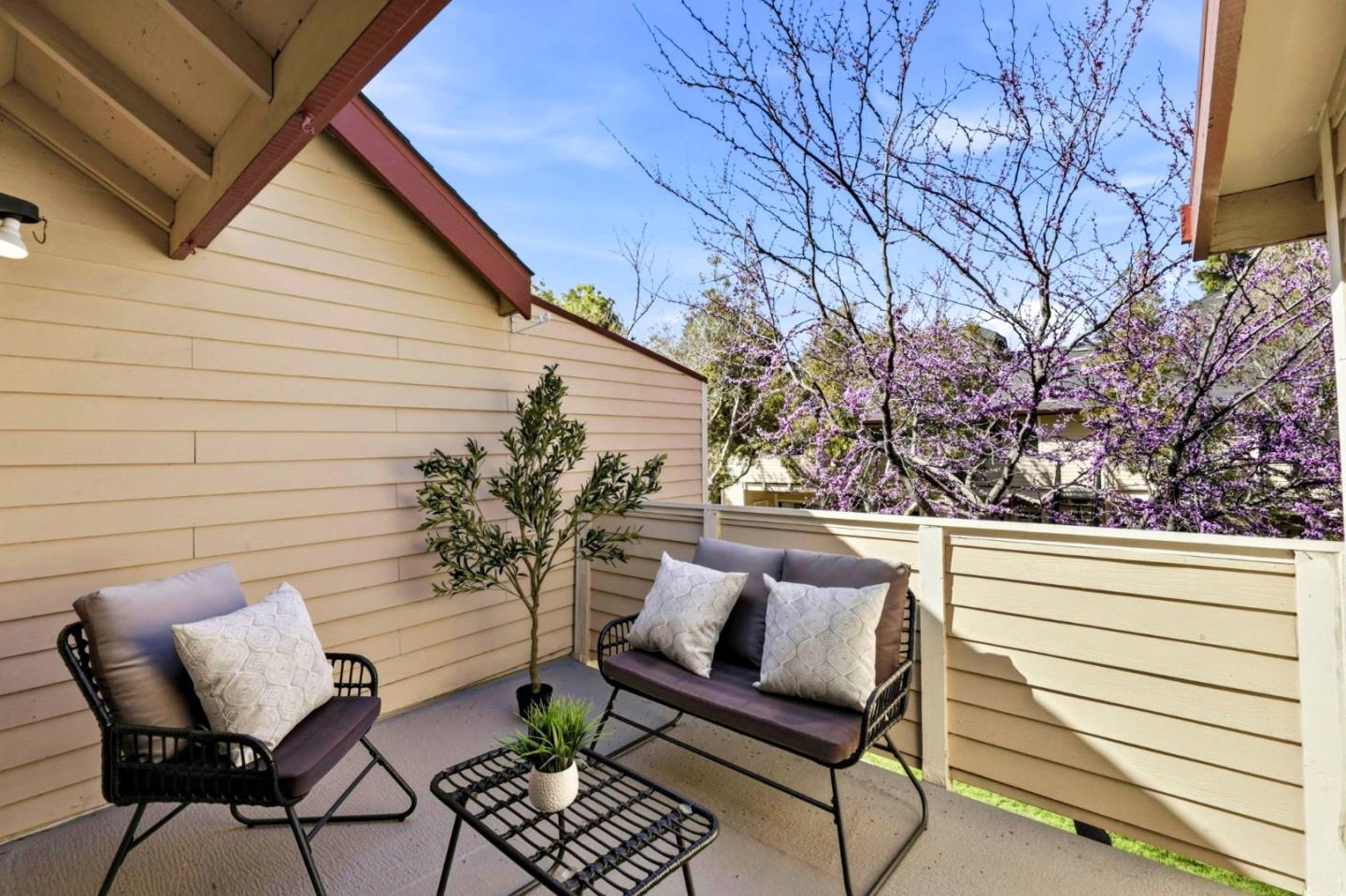 Detail Gallery Image 21 of 27 For 1066 Cedar Gables Dr, San Jose,  CA 95118 - 2 Beds | 2 Baths