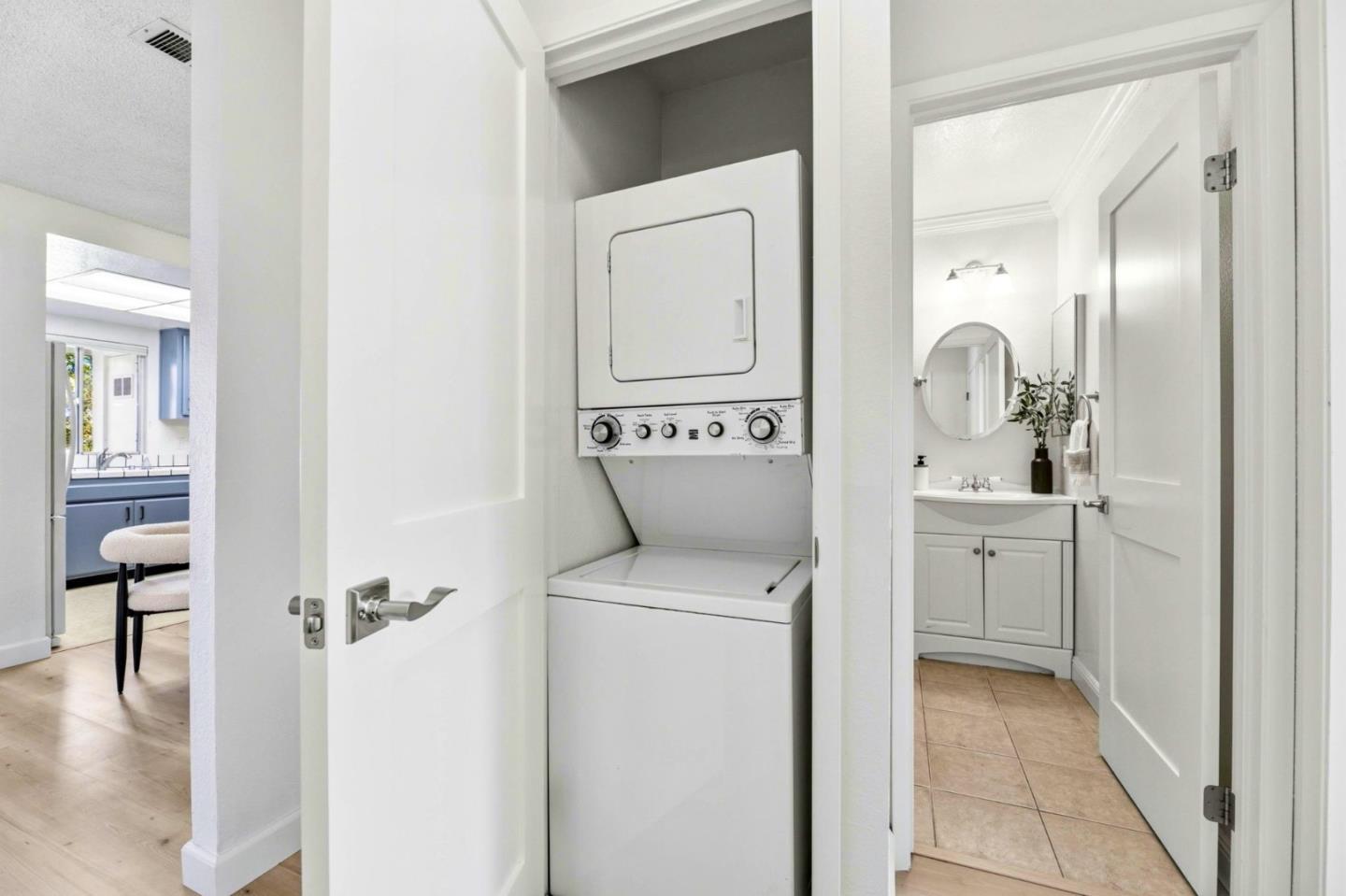 Detail Gallery Image 22 of 27 For 1066 Cedar Gables Dr, San Jose,  CA 95118 - 2 Beds | 2 Baths