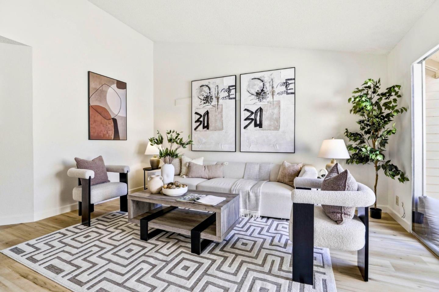 Detail Gallery Image 5 of 27 For 1066 Cedar Gables Dr, San Jose,  CA 95118 - 2 Beds | 2 Baths