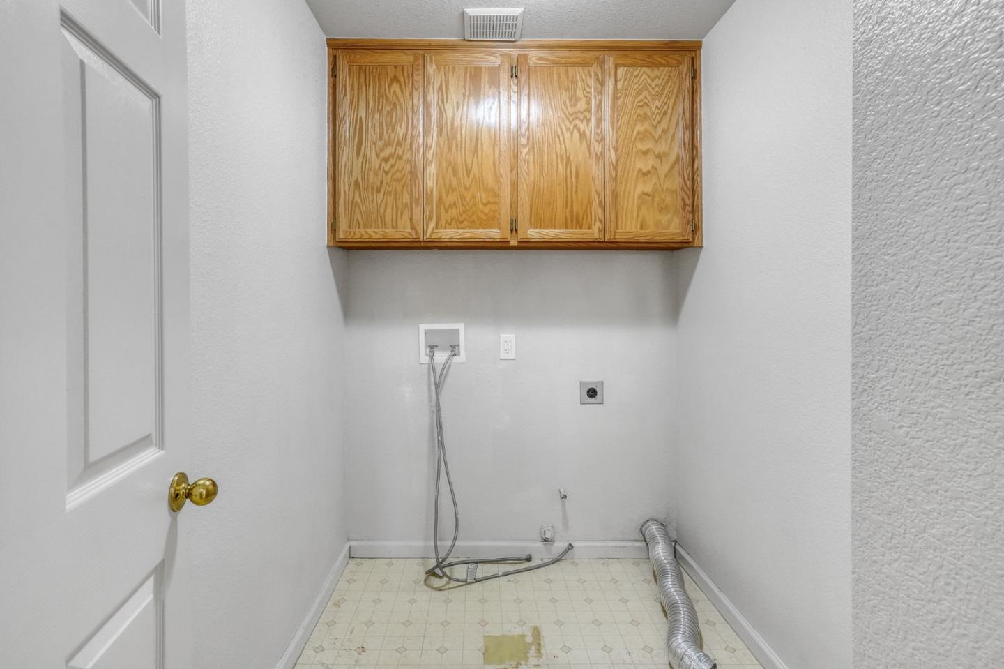 Detail Gallery Image 34 of 50 For 4508 Muledeer Ct, Antioch,  CA 94509 - 4 Beds | 2/1 Baths