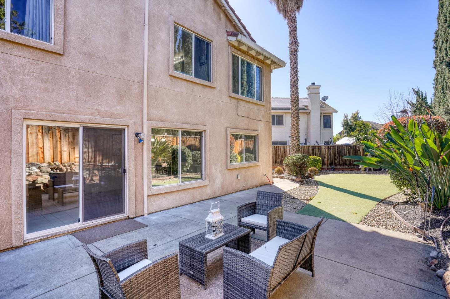 Detail Gallery Image 7 of 50 For 4508 Muledeer Ct, Antioch,  CA 94509 - 4 Beds | 2/1 Baths