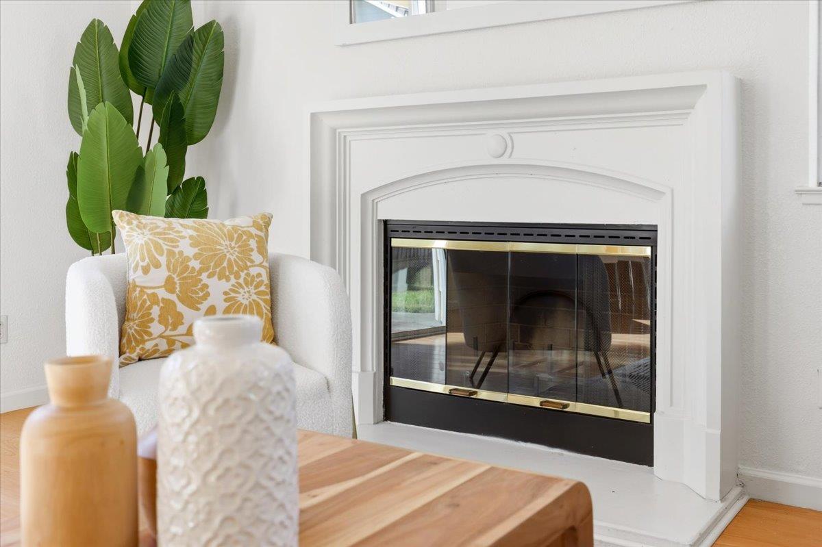 Detail Gallery Image 9 of 27 For 1287 Hazlett Ct, San Jose,  CA 95131 - 4 Beds | 2/1 Baths