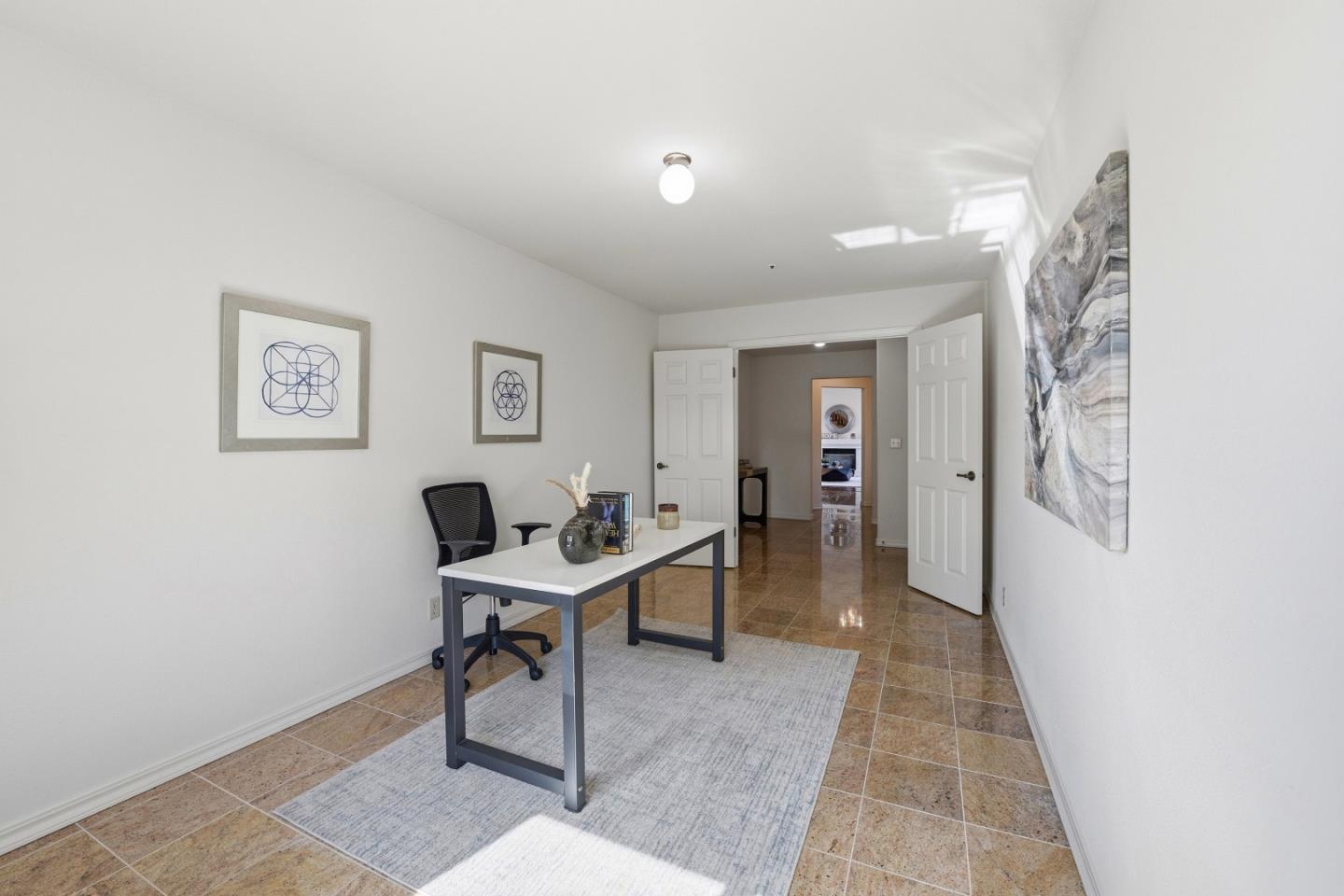 Detail Gallery Image 14 of 60 For 26854 Grandview Ave, Hayward,  CA 94542 - 4 Beds | 2/1 Baths