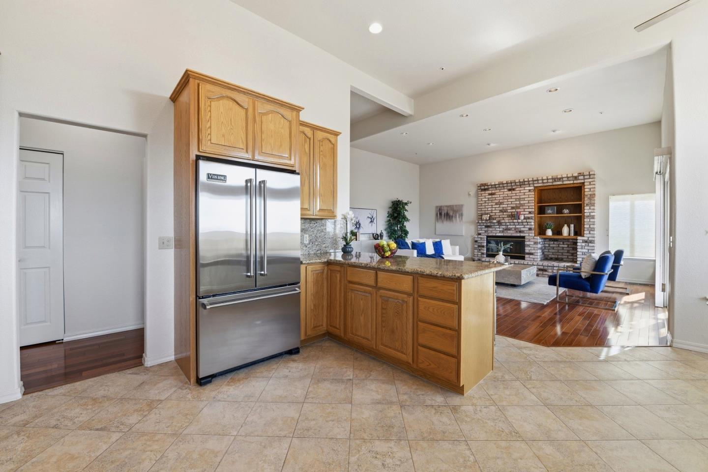 Detail Gallery Image 24 of 60 For 26854 Grandview Ave, Hayward,  CA 94542 - 4 Beds | 2/1 Baths