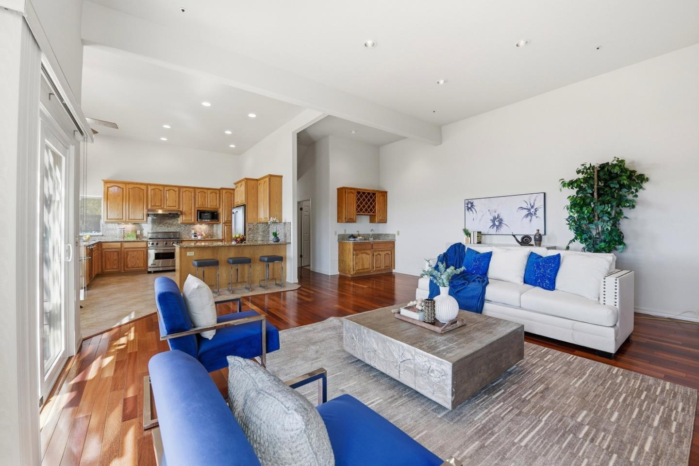 Detail Gallery Image 29 of 60 For 26854 Grandview Ave, Hayward,  CA 94542 - 4 Beds | 2/1 Baths