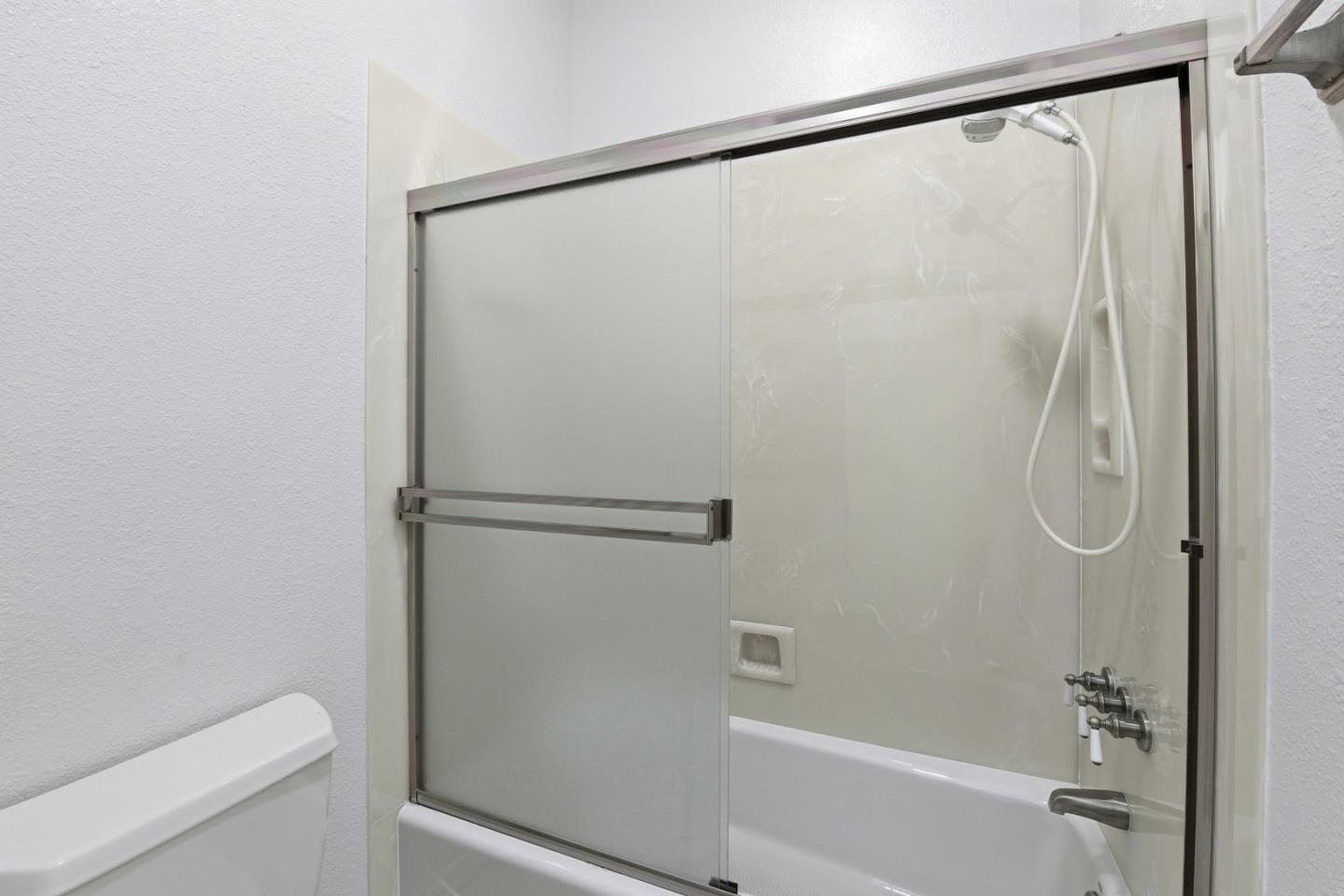 Detail Gallery Image 51 of 60 For 26854 Grandview Ave, Hayward,  CA 94542 - 4 Beds | 2/1 Baths
