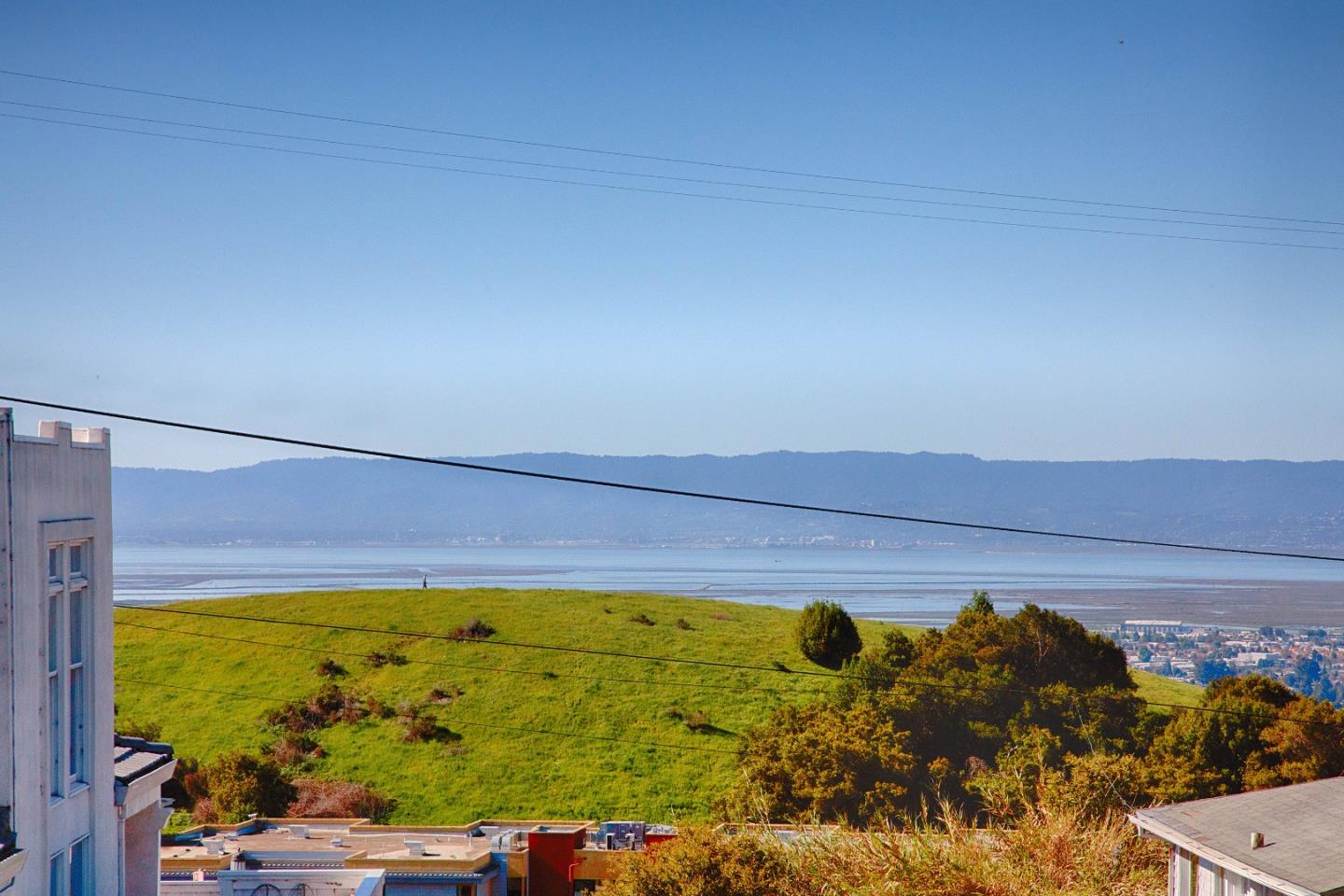 Detail Gallery Image 55 of 60 For 26854 Grandview Ave, Hayward,  CA 94542 - 4 Beds | 2/1 Baths