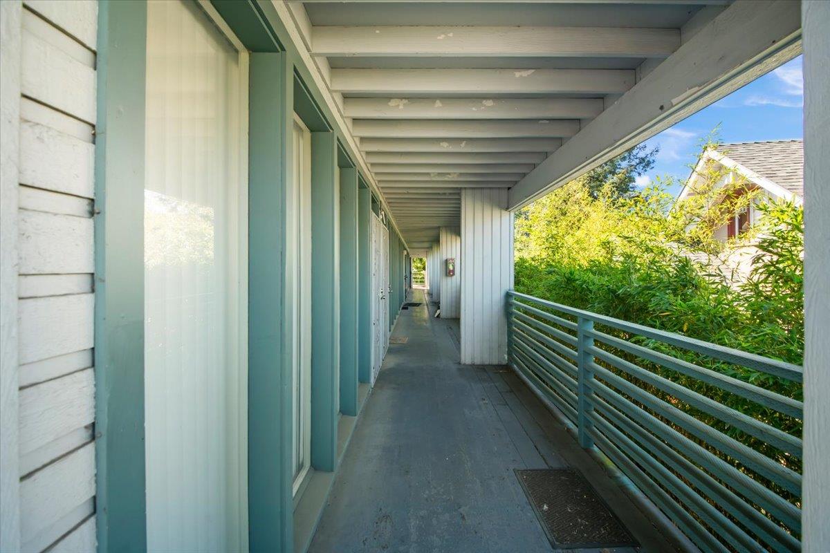 Detail Gallery Image 10 of 19 For 4121 Opal St, Oakland,  CA 94609 - – Beds | – Baths