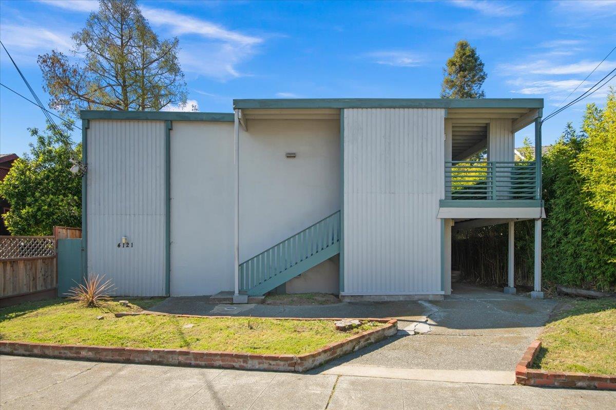 Detail Gallery Image 2 of 19 For 4121 Opal St, Oakland,  CA 94609 - – Beds | – Baths