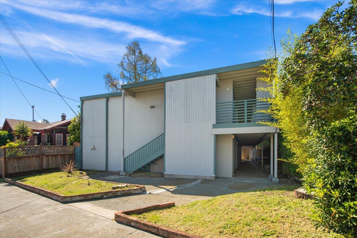 4121 Opal Street, Oakland, CA, 94609