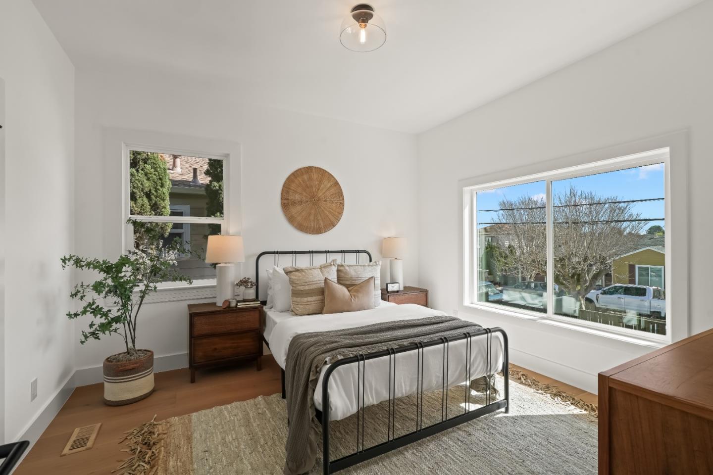 Detail Gallery Image 19 of 67 For 876 San Felipe Ave, San Bruno,  CA 94066 - 4 Beds | 4 Baths