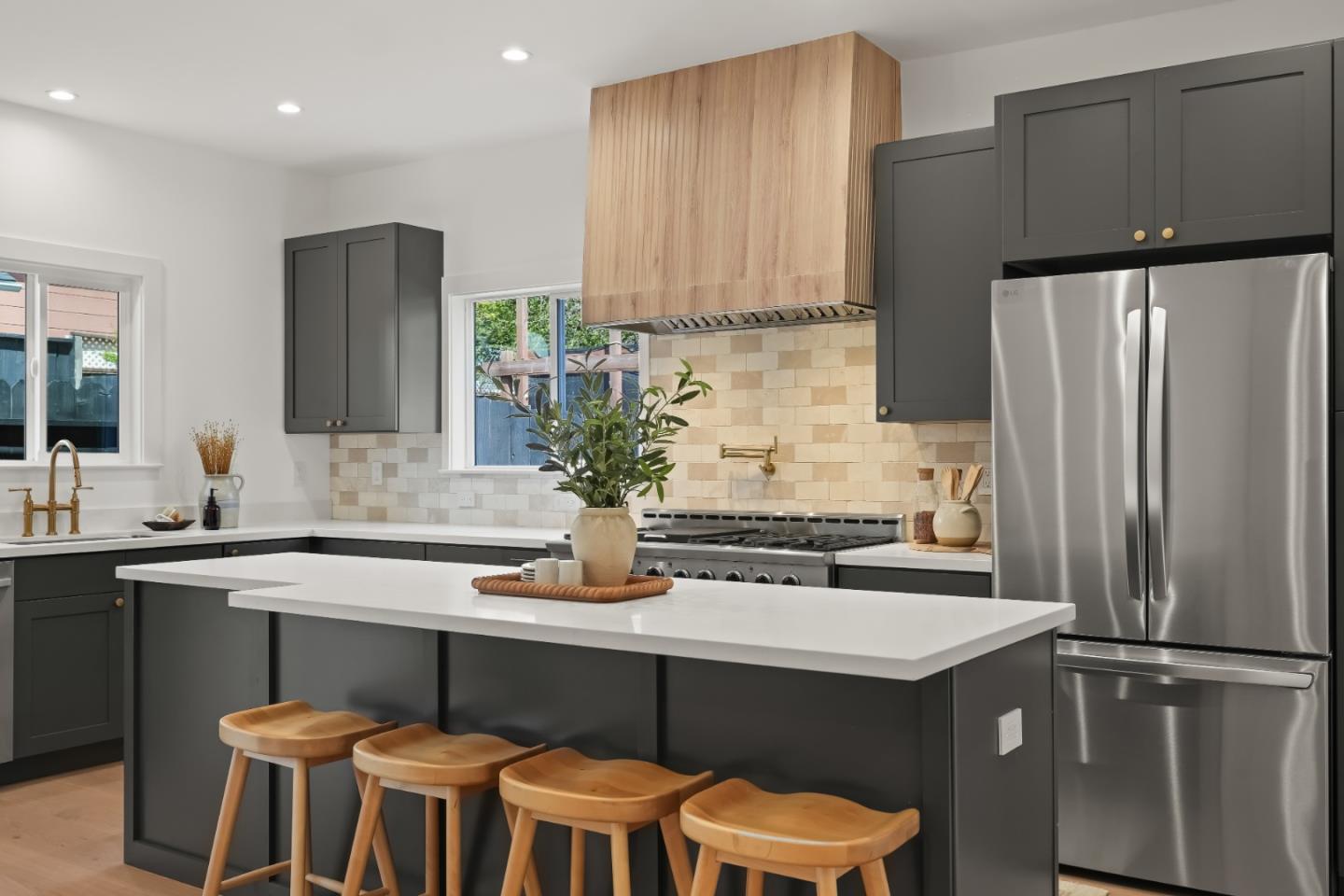 Detail Gallery Image 30 of 67 For 876 San Felipe Ave, San Bruno,  CA 94066 - 4 Beds | 4 Baths