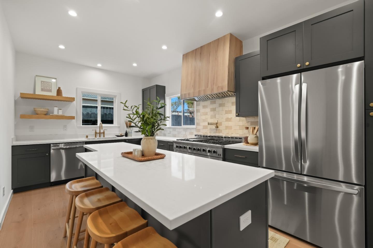 Detail Gallery Image 31 of 67 For 876 San Felipe Ave, San Bruno,  CA 94066 - 4 Beds | 4 Baths