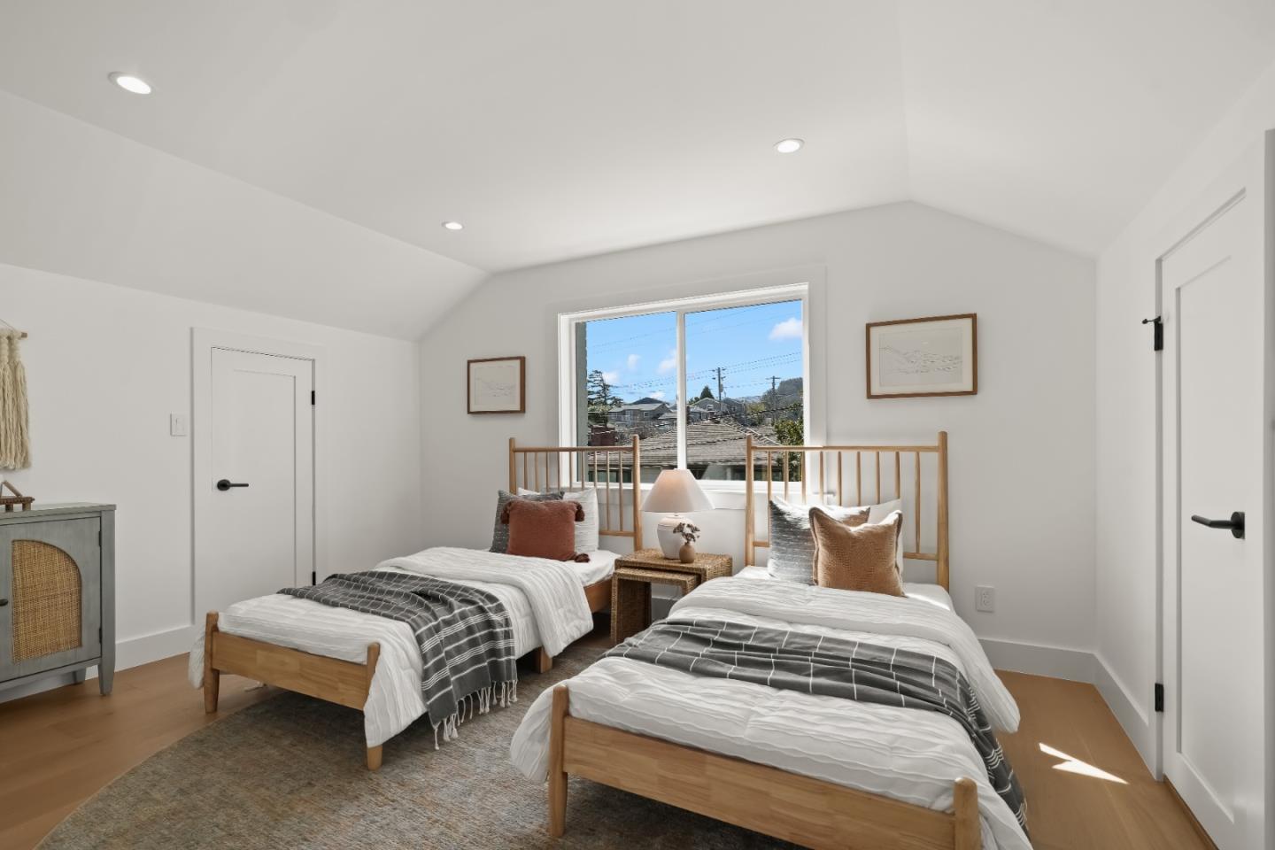 Detail Gallery Image 52 of 67 For 876 San Felipe Ave, San Bruno,  CA 94066 - 4 Beds | 4 Baths