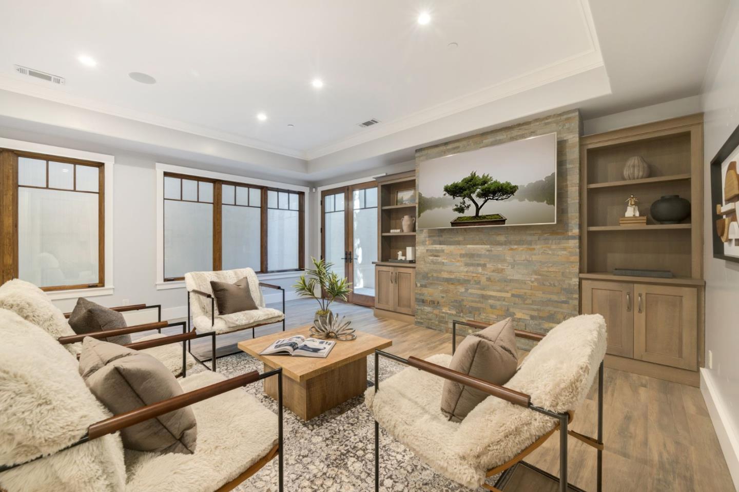 Detail Gallery Image 23 of 47 For 16781 Littlefield Ln, Los Gatos,  CA 95032 - 6 Beds | 5/2 Baths