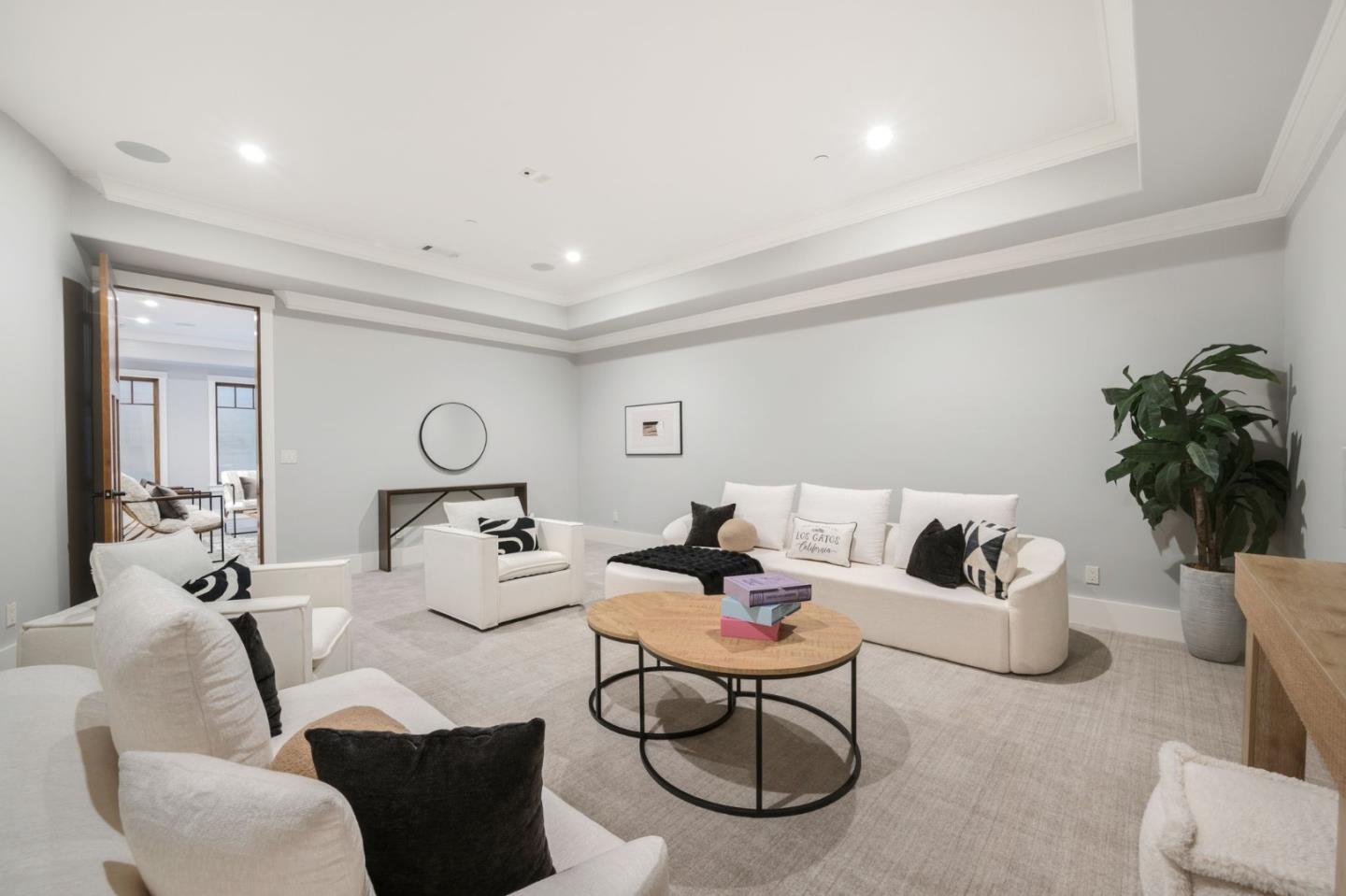 Detail Gallery Image 24 of 47 For 16781 Littlefield Ln, Los Gatos,  CA 95032 - 6 Beds | 5/2 Baths