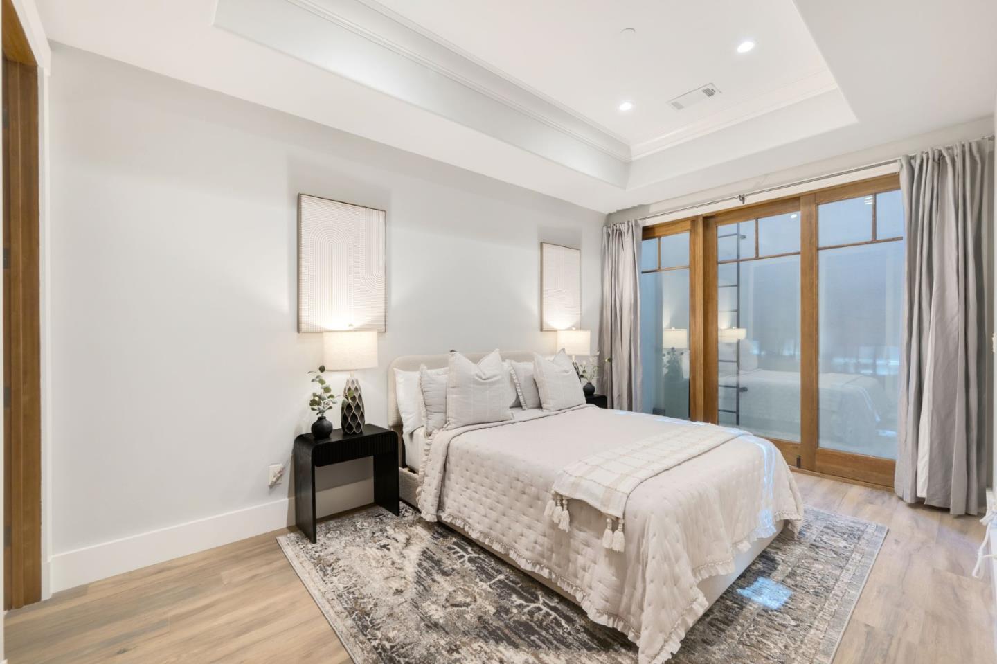 Detail Gallery Image 26 of 47 For 16781 Littlefield Ln, Los Gatos,  CA 95032 - 6 Beds | 5/2 Baths