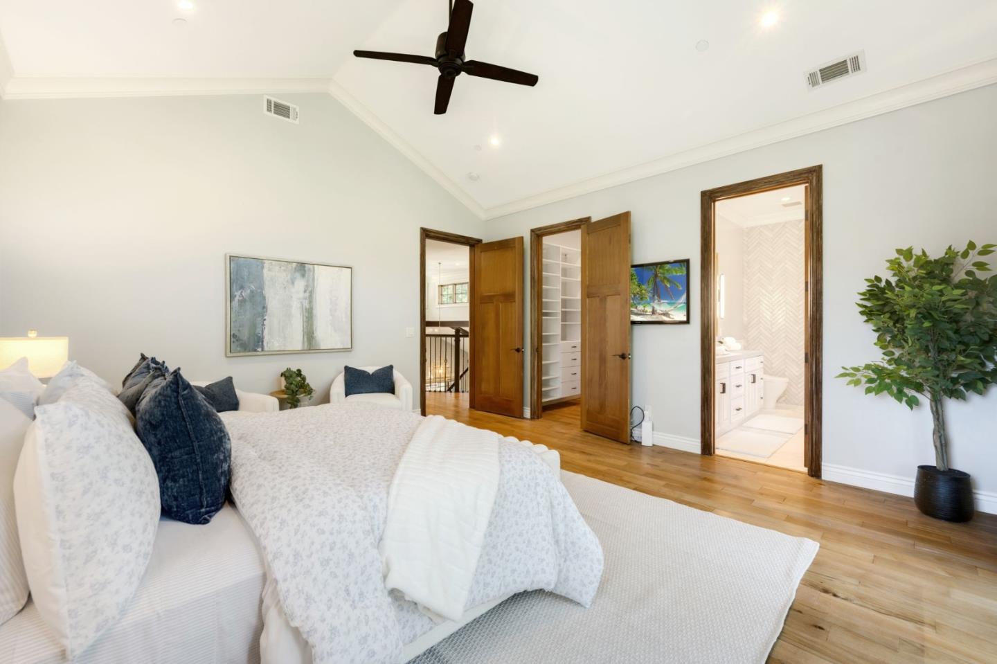 Detail Gallery Image 28 of 47 For 16781 Littlefield Ln, Los Gatos,  CA 95032 - 6 Beds | 5/2 Baths